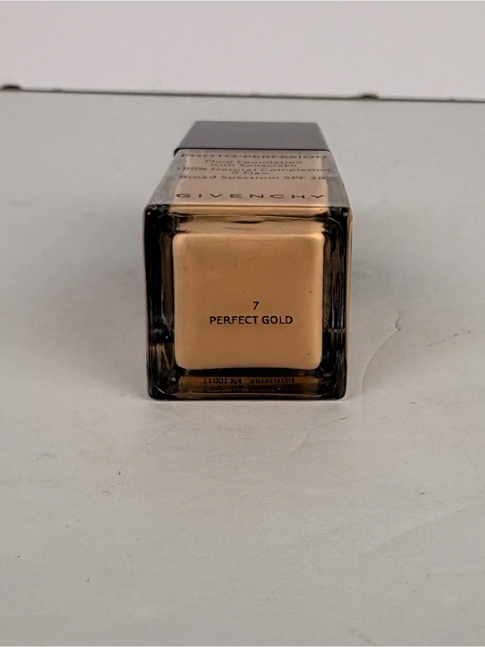 Givenchy Photo Perfexion Fluid Foundation with Sunscreen Natural Complexion #7